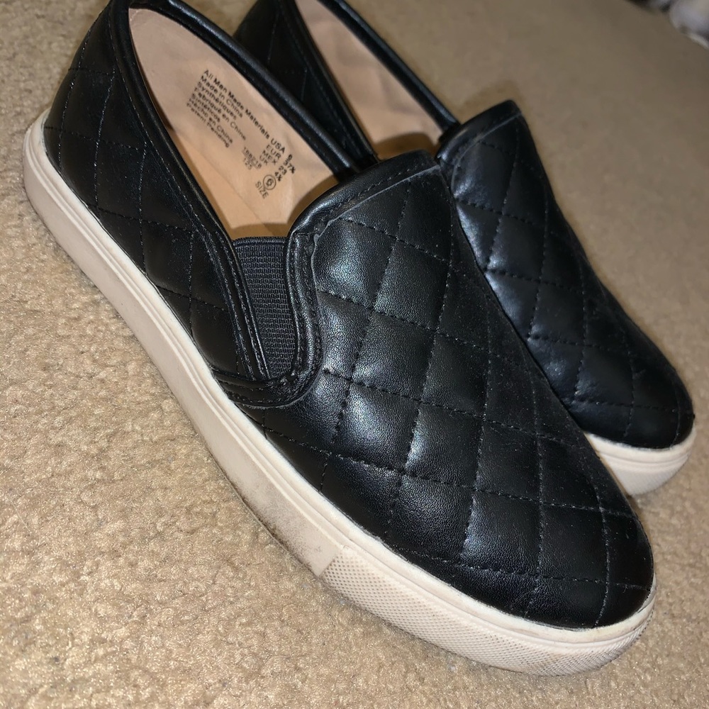 Slip on leather black shoes